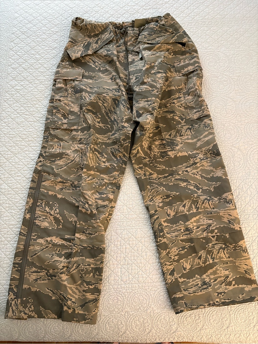 Propper USAF APECS camo pants. Waist 32-35